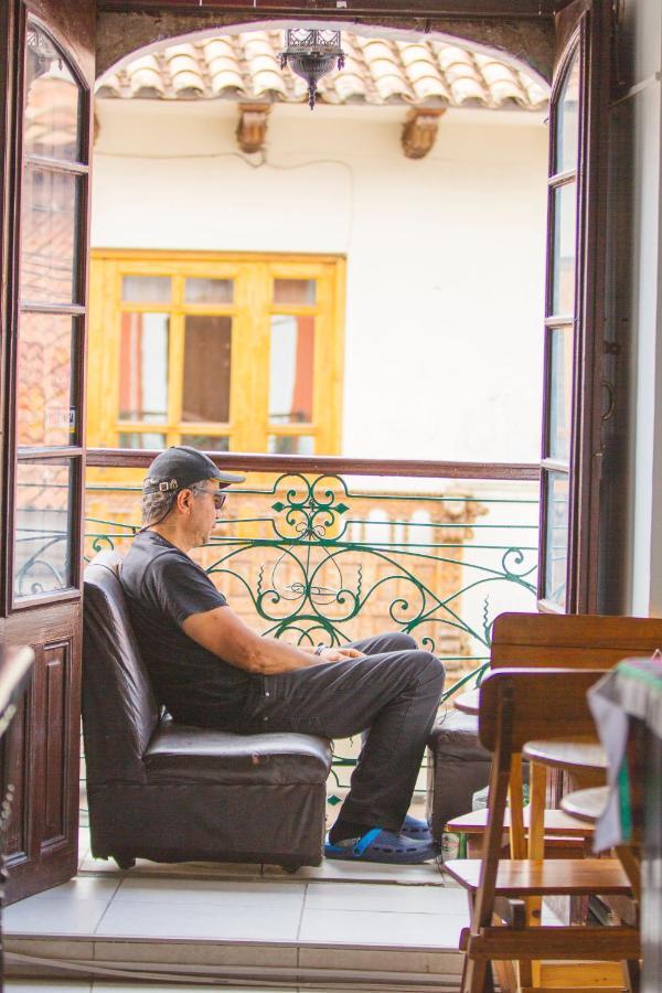 The Grassshopper Plaza De Armas Hostel Cusco Exterior photo